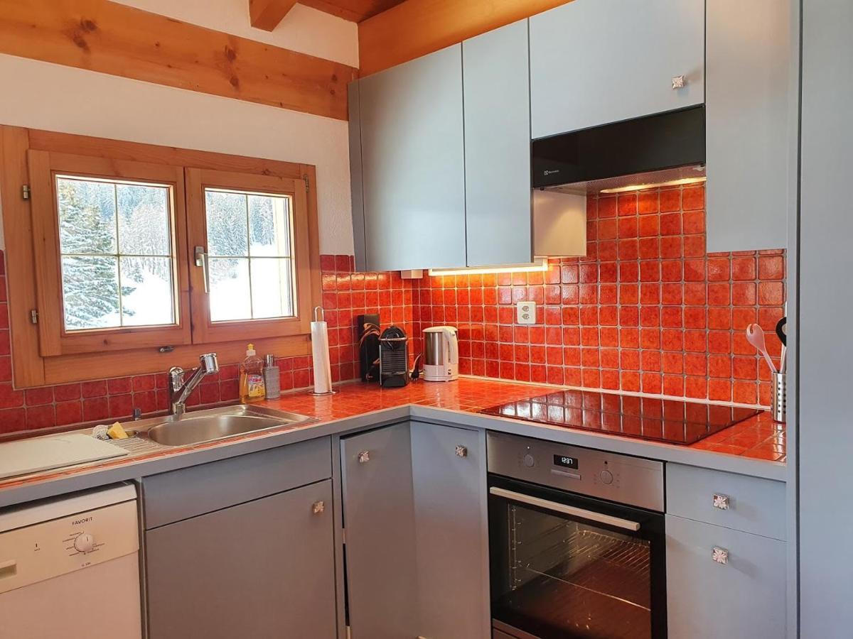 Tgampi Saura 395 Rue Apartment Lenz Luaran gambar